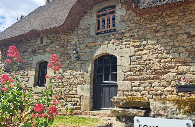 Gîte insolite de la chaumière de Floranges campagne Morbihan 6 people
