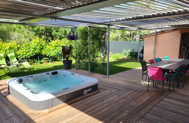 Gîte la casa del papé, 4 stars, near Lake Salagou