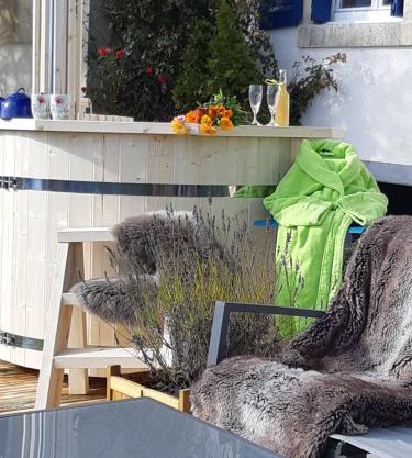 Gîte La Fabrique bain nordique & sauna , raquettes des neiges