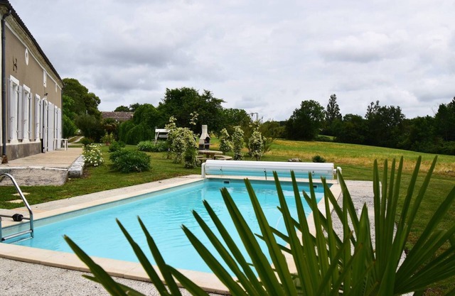 Gîte La Gaubide avec Piscine privée - proche Dordogne