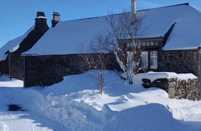 Gîte Proche du Lioran Cantal, au Pied du Puy Mary. Animaux Acceptés