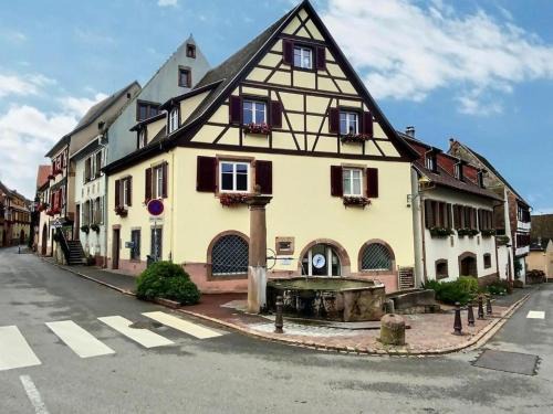 Gîtes rénovés avec goût au coeur du vignoble, route des vins, Alsace, Gueberschwihr