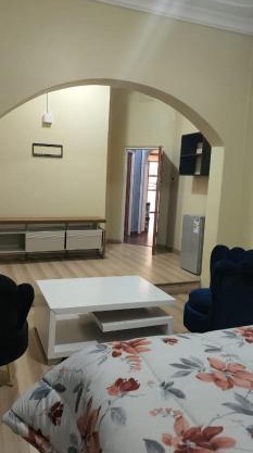 Gael Guest2