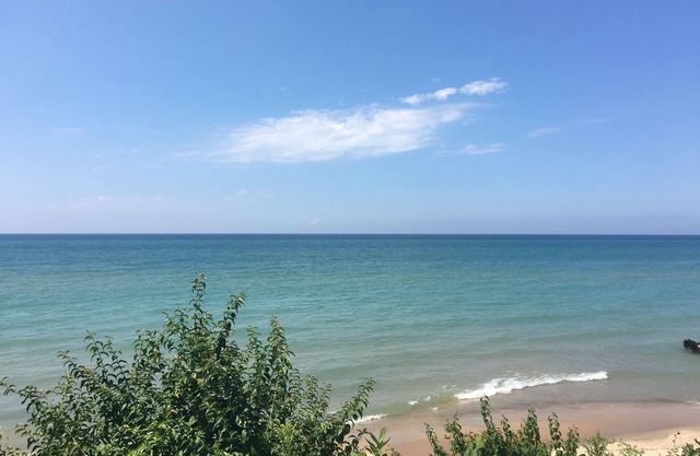 Gallery 573 by the Harbor minutes from Beautiful beaches