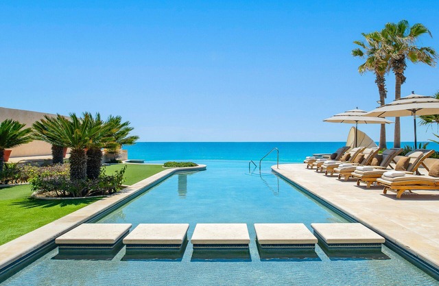 Gated Beach Front,Daily Housekeeping,Breakfast Service,Backyard OasisHot TubPool
