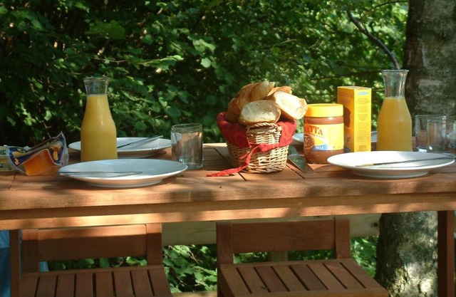 Gezellige Chalet met groot zonneterras in Domaine du Bonsoy - vernieuwd in 2024