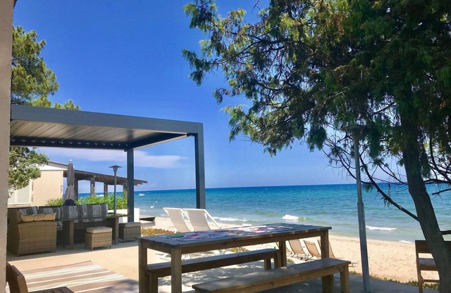 Ghisonaccia Plage-Bungalow 42 feet in the water - (casamarina2a. Com)