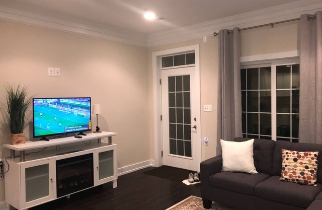 Giant 3 Bedroom/4Bathroom Basement Condo- HighEnd