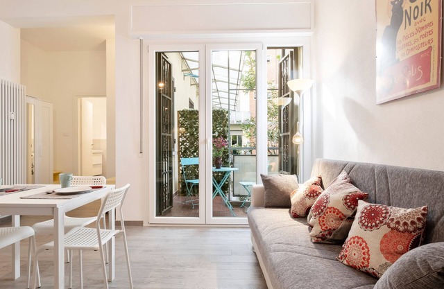 Giardini Margherita Monolocale con Balcone