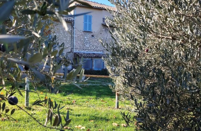 Gite BALLANTIMS Domaine de L'Annonciade quiet pets welcome