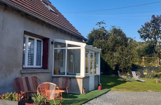 Gite Buxières-les-Mines, 2 bedrooms, 4 persons