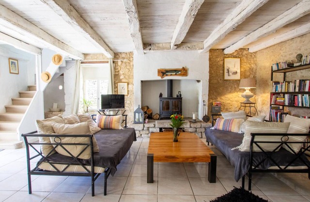 Gite Champagnac-de-Belair, 2 bedrooms, 4 persons