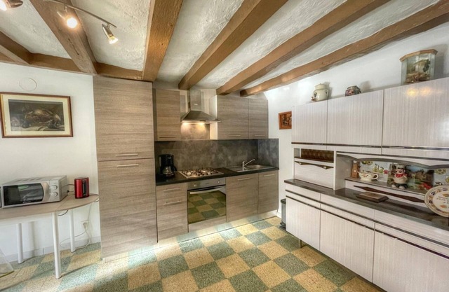 Gite Chouzé-sur-Loire, 7 bedrooms, 18 persons