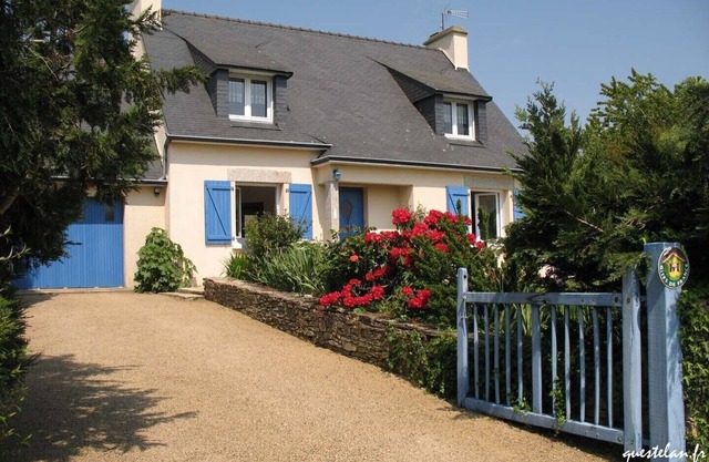 Gîte de Questélan, in the heart of the protected natural site on the banks of the Bélon river