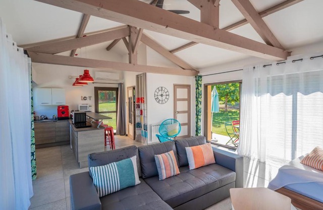 GITE LE LOFT DOMAINE BENESTER CLIMATISE 2/4 PERS.