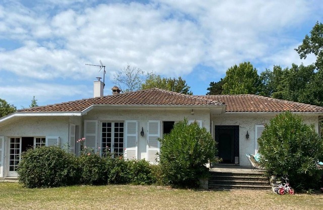 Gite Saint-André-de-Seignanx, 4 bedrooms, 9 persons