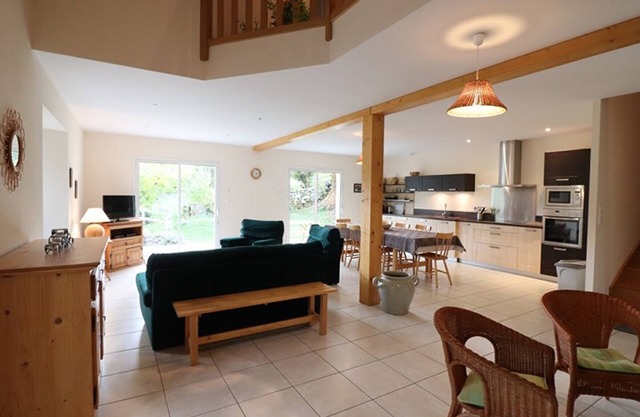 Gite Saint-Clément, 4 bedrooms, 8 persons