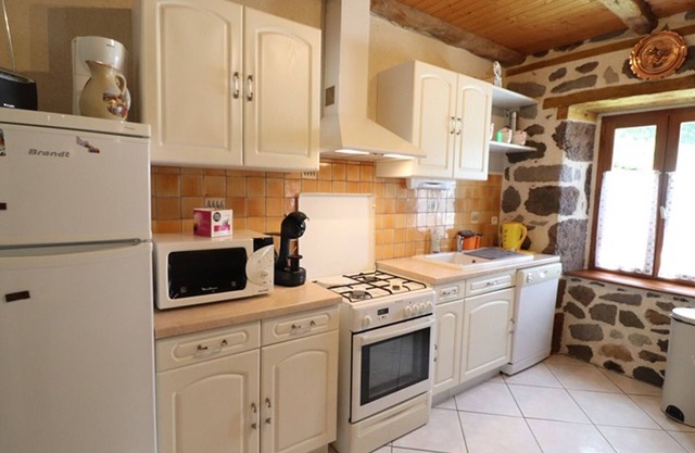 Gite Thiézac, 2 bedrooms, 4 persons