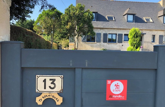 Gite TY BERNIQUES in Pléneuf Val André: hikers, bikers, golfers