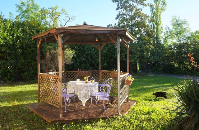 Gites 4 people unusual comfort near Toulouse axis Albi-Gaillac