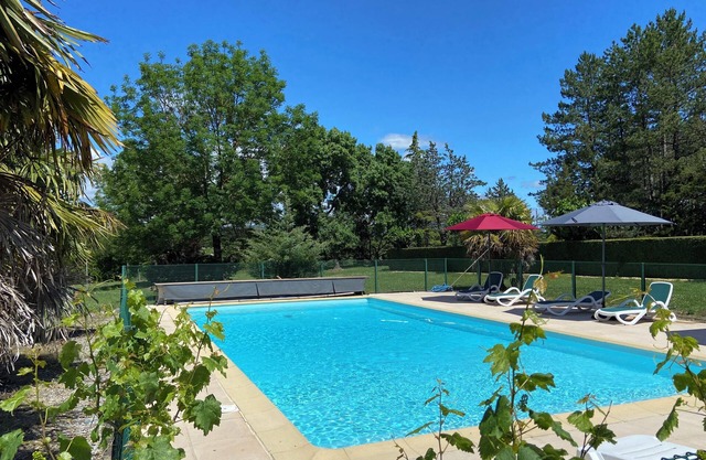 Gites for rent in south Ardeche, quiet, swimming pool and air conditioning