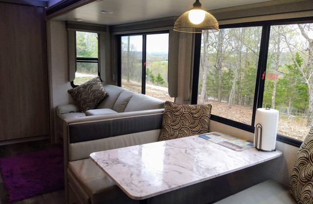 Glamping on a Mountain. The wilderness and beauty of the Ozarks, with Internet!
