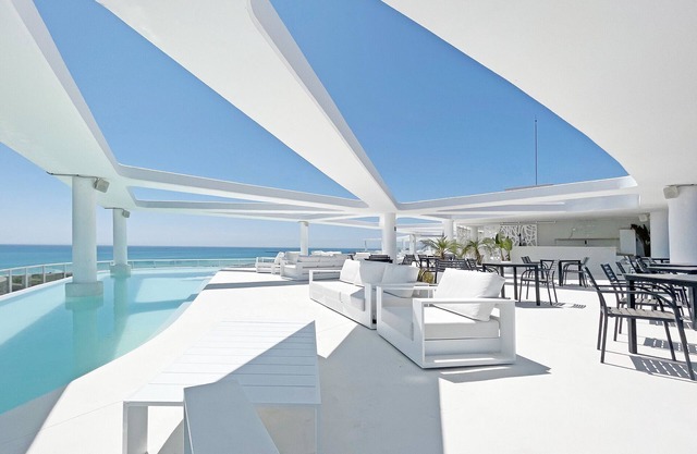 Global Properties: New apartment with terrace in Gran Canet Residencial