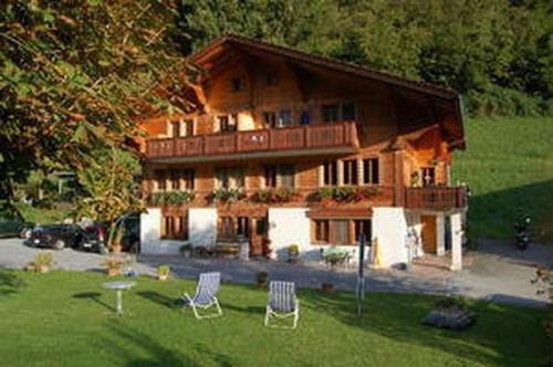 Glyssen 22 Schwanden