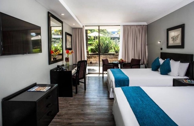 Go on Safari in South Africa! Shuttle Service, Free Parking and Outdoor Pool!