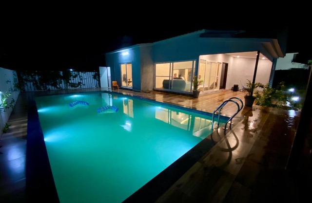 GoBravo Farm-2Bhk Villa with Pool, Sec 150 Noida