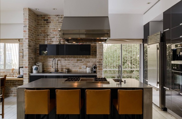 Gold Gordon Beach Apartment