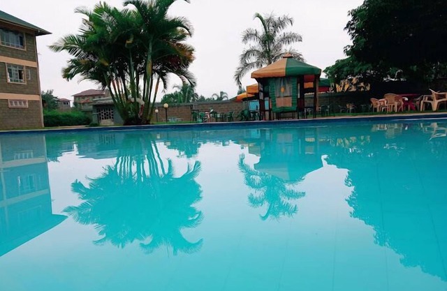 Golden Palm Breeze Hotel