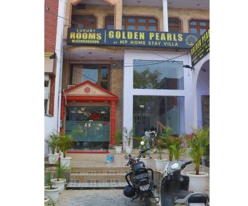 Golden Pearls By MP Home Stay Villa