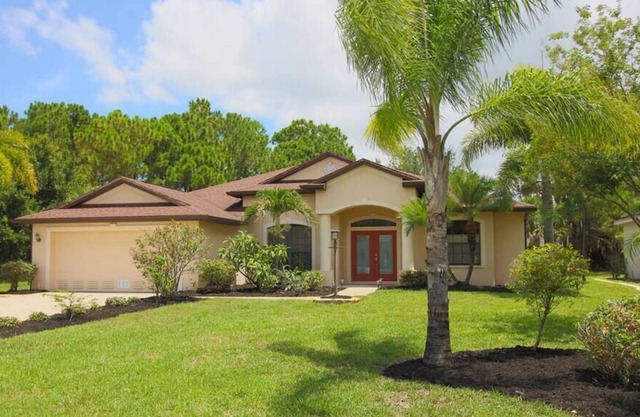 Golfing, Boating and Fishing Paradise with optional electric heated pool #243