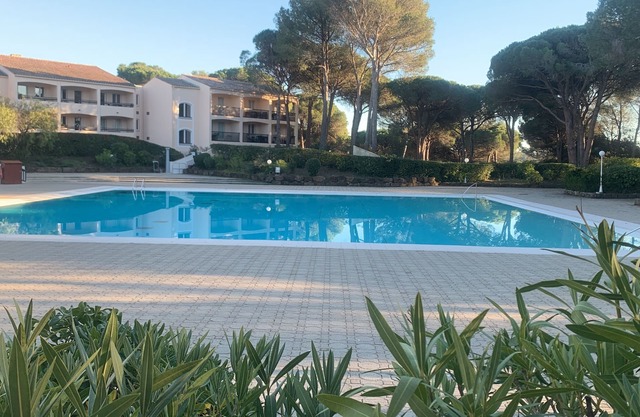 Golfs de Valescure Beautiful 6-person apartment