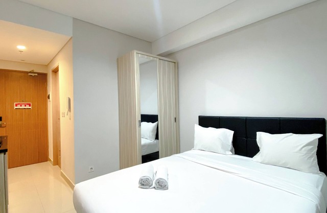 Good Choice And Cozy Studio At Tamansari Iswara Apartment