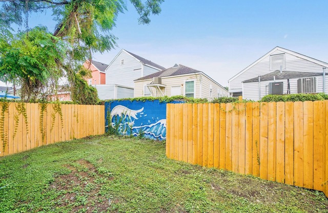 Gorgeous 3-bedroom house in vibrant New Orleans; pet friendly