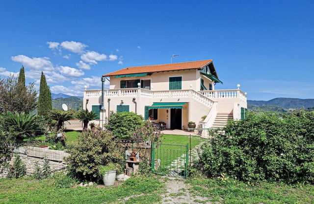 Gorgeous apartment in Camporosso