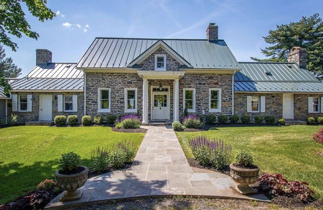 Gorgeous historic estate property in Virginia's Wine Country