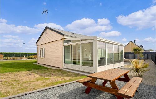 Gorgeous Home In Creances-Plage