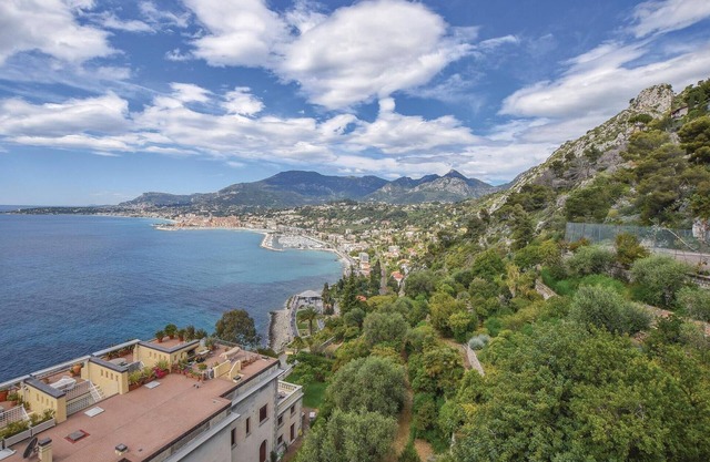 Gorgeous home in Imperia, Loc. Poggi