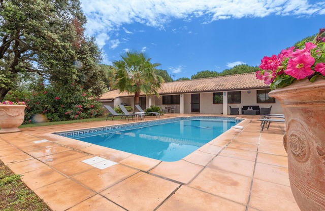 Gorgeous home in Vias