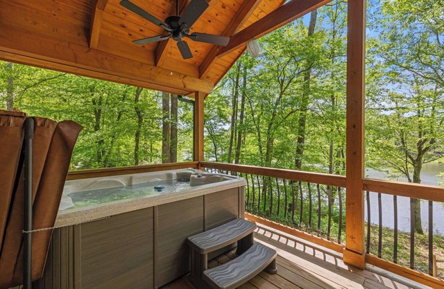 Gorgeous lakefront, pet-friendly cabin rental with hot tub and dock for fishing. Free WiFi
