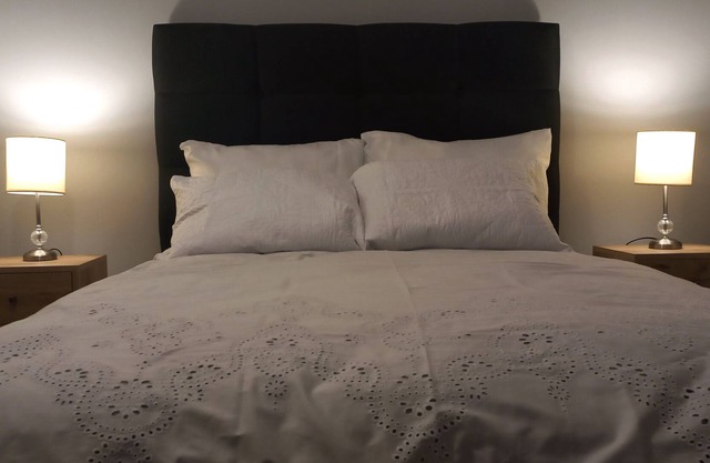 Gorgeous Private Studio LIMA-OwnBathroom/NearAirport, Safe and Clean