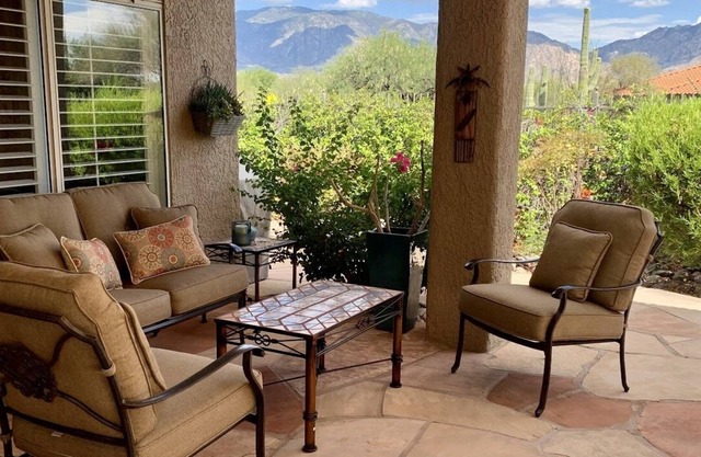 Gorgeous remodeled home in Sun City