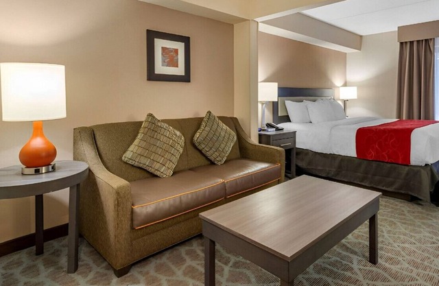 Gorgeous Room for Groups! Free Breakfast