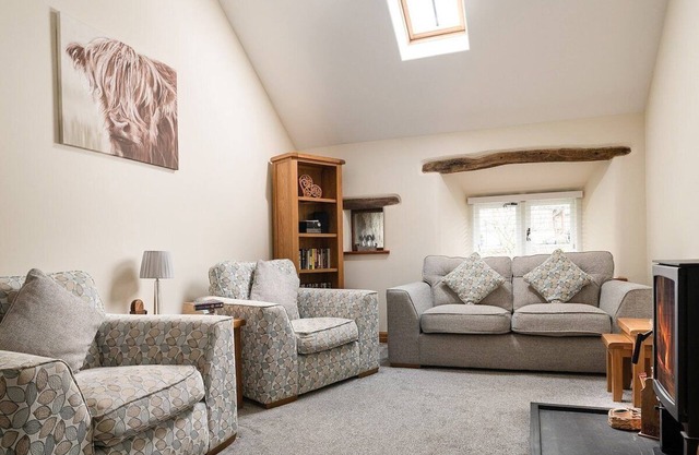 Gorse Barn Summary: E