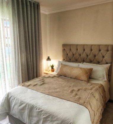 Grace209 Bains Lodge