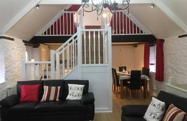 Granary 3 Bedroom Cottage with 2 Bathrooms