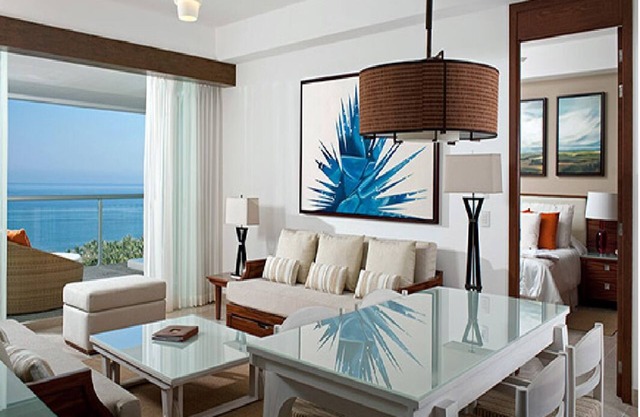 Grand Bliss 1 Bedroom Suite w/Kitchenette in Nuevo Vallarata